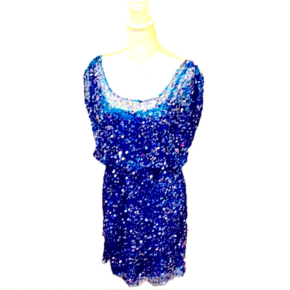 Beautiful Aidan Mattox cocktail dress size 6